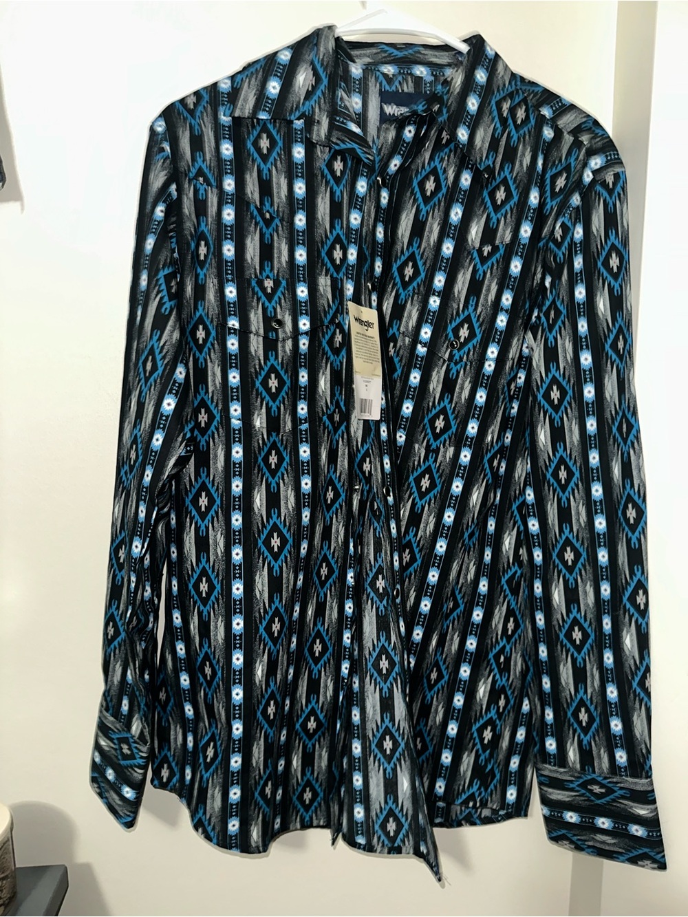 Men's Black & Blue Patterned Long-Sleeve pearl snap